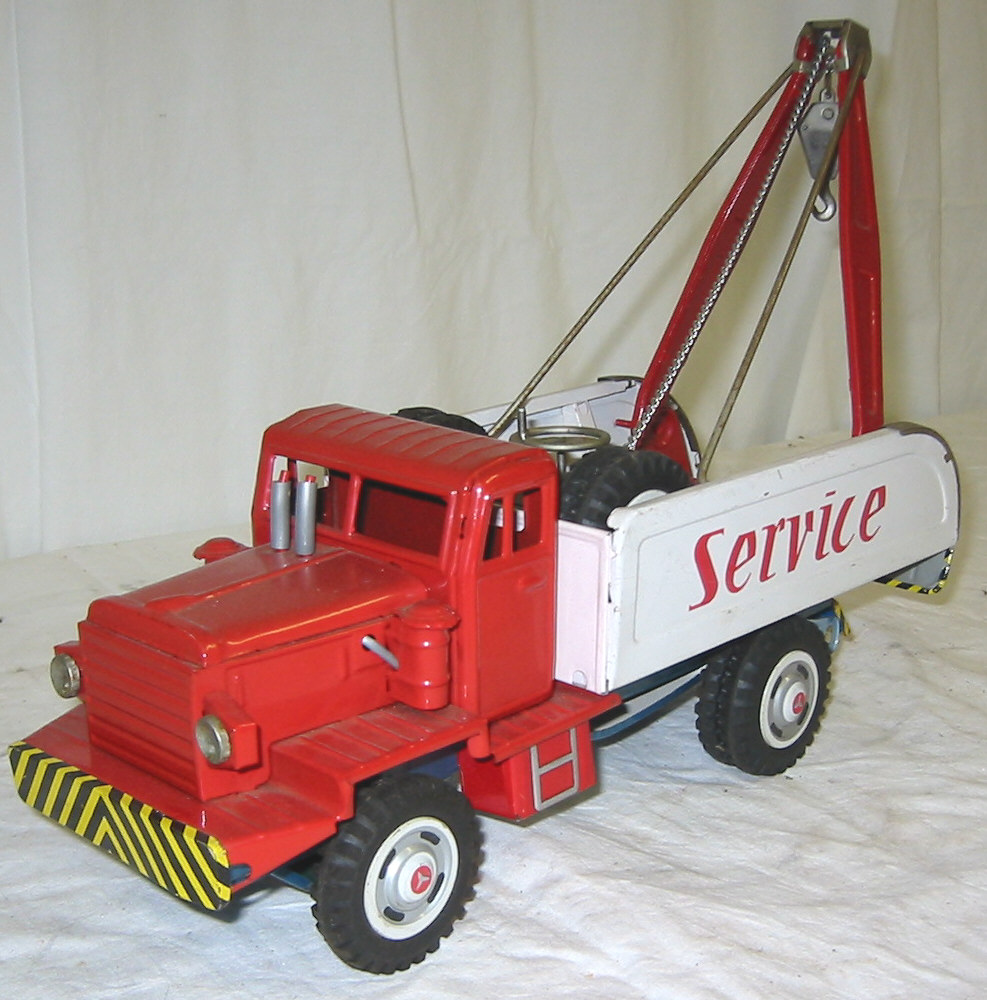 SSS tow truck